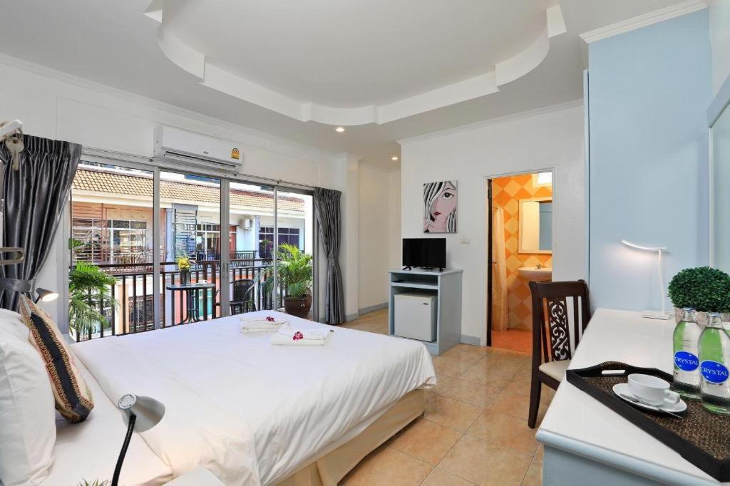 Gorgeous Boutique Room Patong Екстер'єр фото
