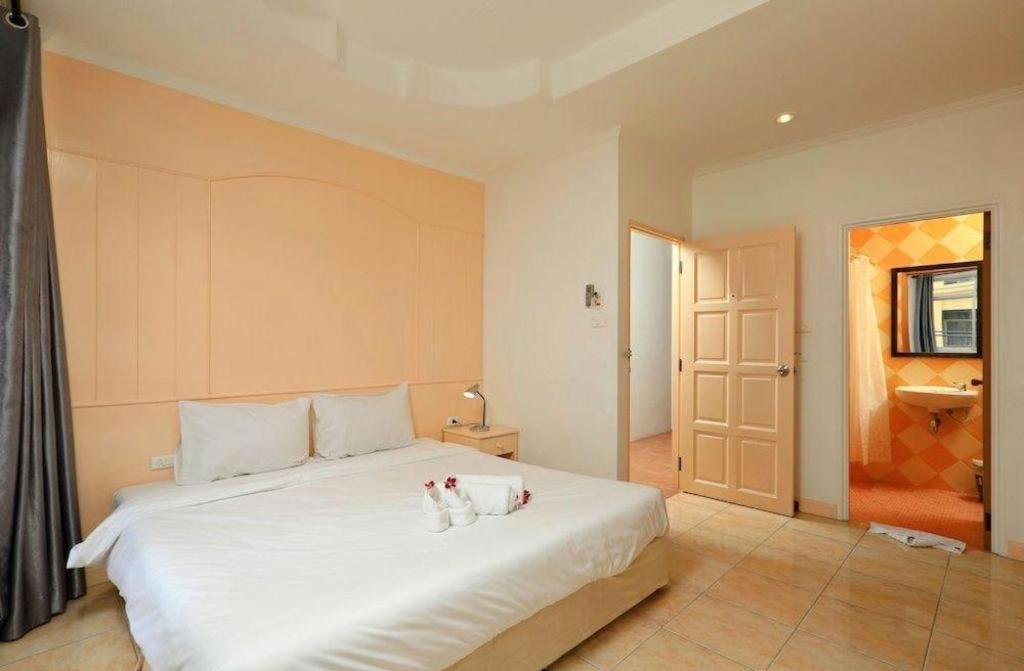 Gorgeous Boutique Room Patong Екстер'єр фото