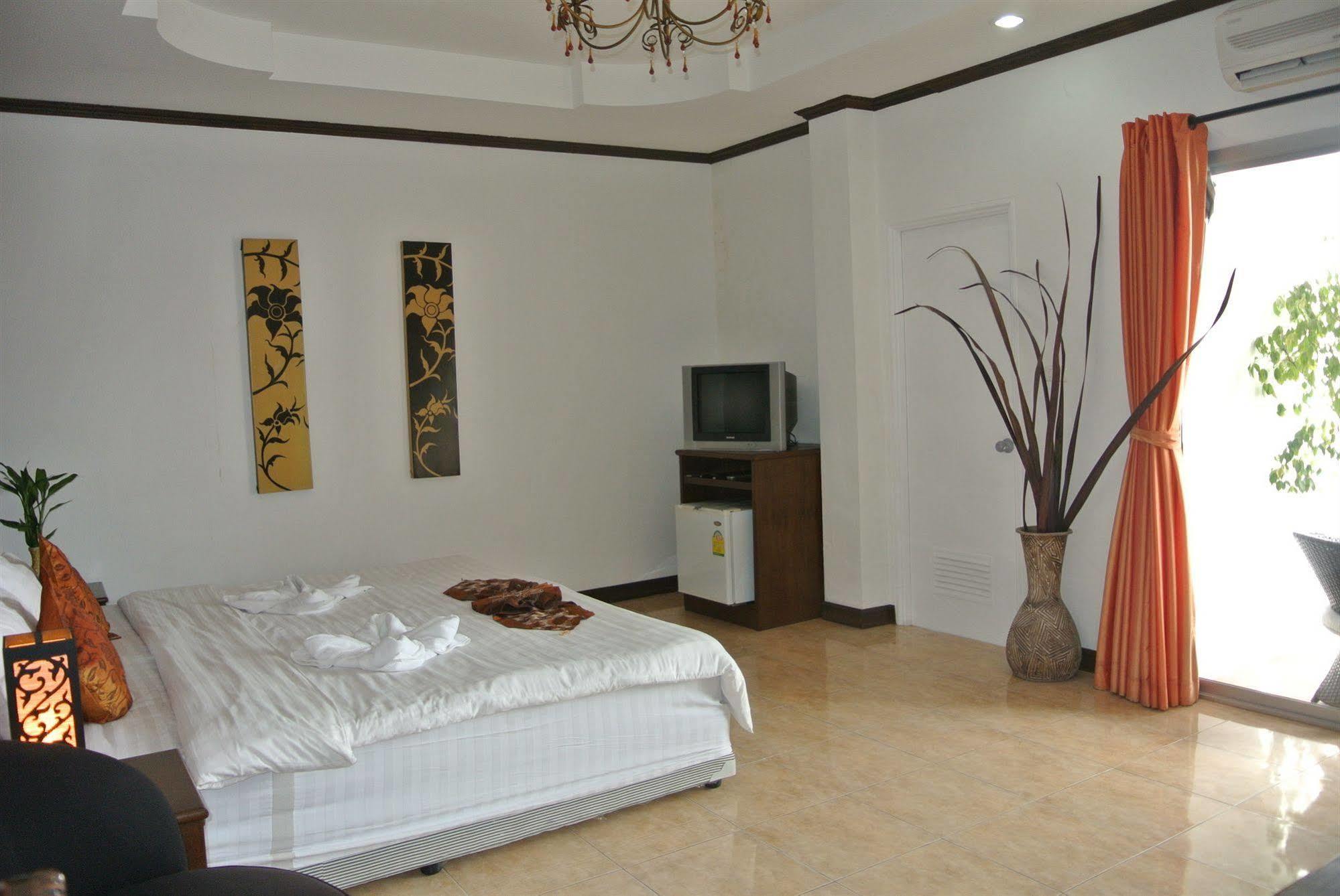 Gorgeous Boutique Room Patong Екстер'єр фото