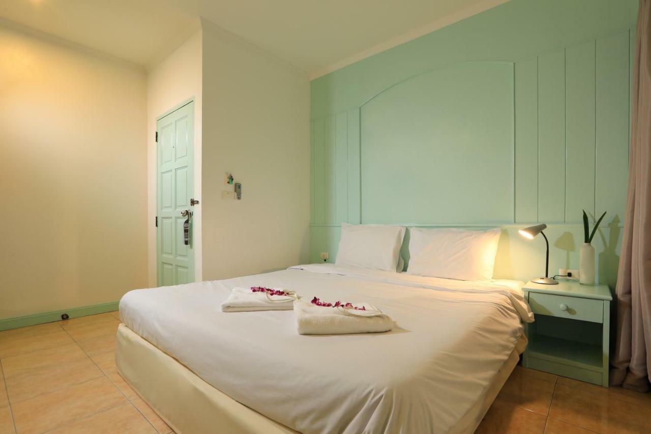 Gorgeous Boutique Room Patong Екстер'єр фото