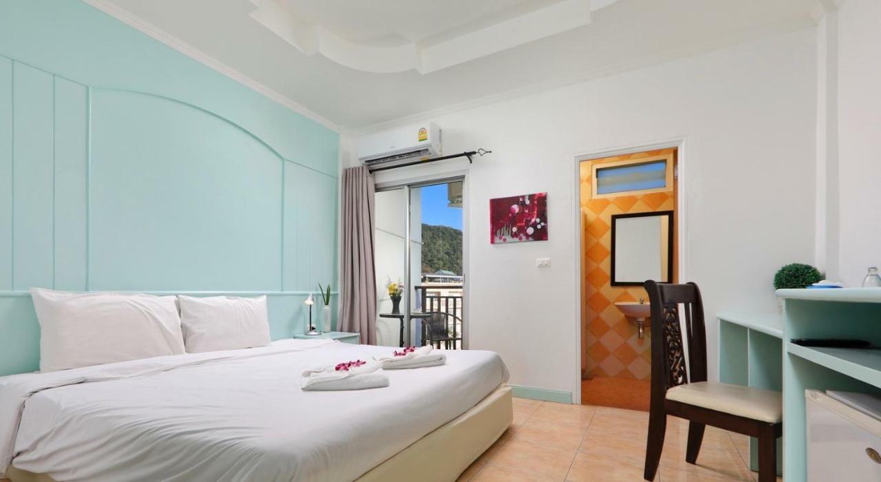 Gorgeous Boutique Room Patong Екстер'єр фото